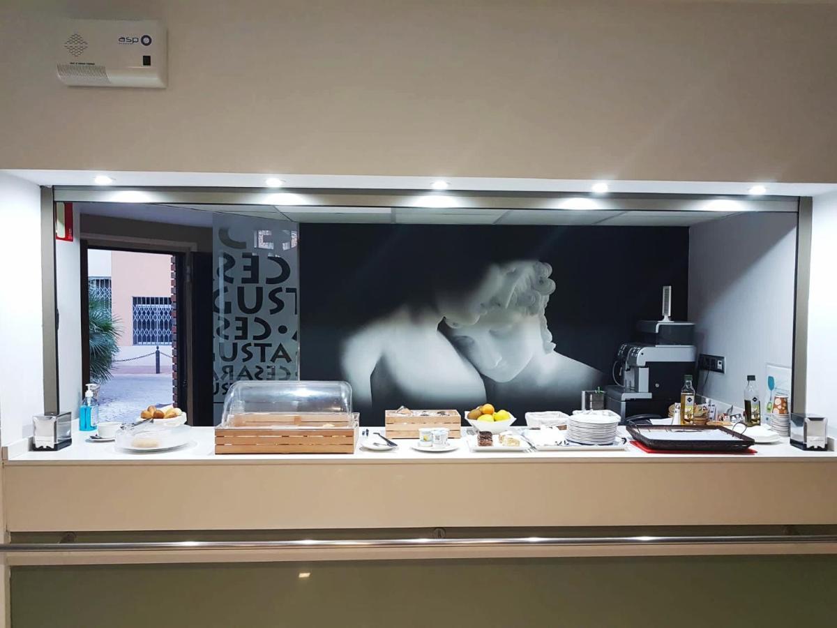 セサラゴスタ ホテル サラゴサ エクステリア 写真